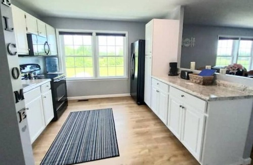 Gansevoort Apartment | NEW! Lovely 2-Bedroom Gansevoort Retreat