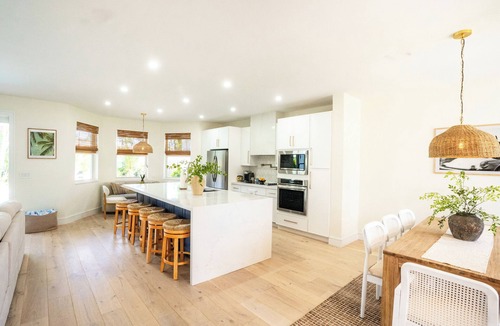 Delray Beach House | NEW Luxe Wellness Retreat - Private Gym, Pilates, Sauna, Pool