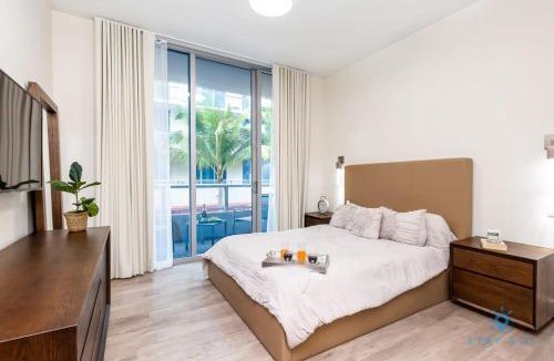 Hollywood Apartment | NEW LUXURY Beachfront Condo Resort