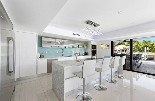 South Lake Villa | New Modern Mansion on Water w/Dock/Billiards