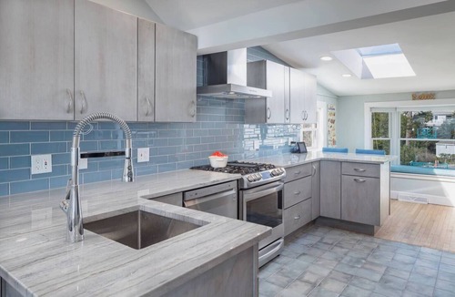 Newbury House | New Oceanfront Getaway with Exclusive Beach Access
