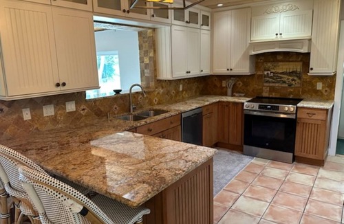 Lake Worth House | NEW! Private Tennis Ranch in Lake Worth - Serene & Tranquil Retreat, BBQ & Pool!