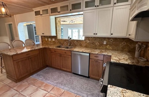 Lake Worth House | NEW! Private Tennis Ranch in Lake Worth - Serene & Tranquil Retreat, BBQ & Pool!