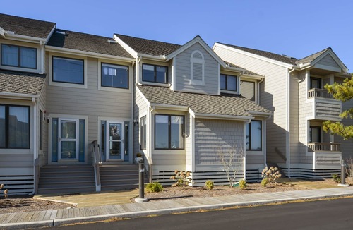 Fenwick Island House | *NEW RENTAL* Beautiful bay sunsets, pool, and 1 block to private beach access
