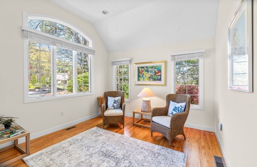 New Seabury House | New Rental-Bright Coves, Walk to Marina and Popponesset Spit