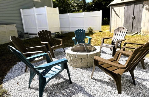 North Eastham House | New! Sandy Point-Private beach/Dog Friendly