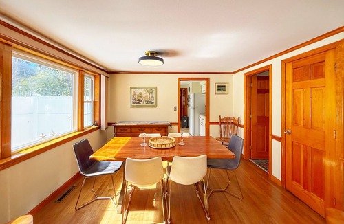 Mashpee House | New Seabury Getaway | Pond Paddles & Beach