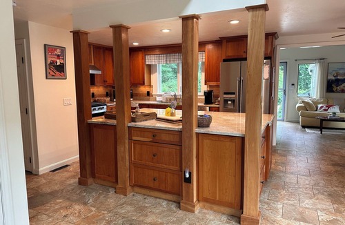 Eastham House | NEW! Spacious Eastham Retreat, 3BD/2BA, Bike Path, Dog-Friendly, Fenced Yard