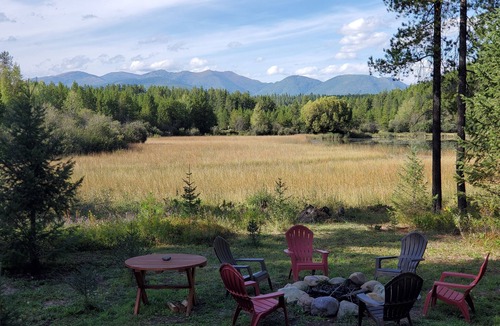 Coram House | NEW Spacious home 7 miles to the entrance of Glacier National Park!