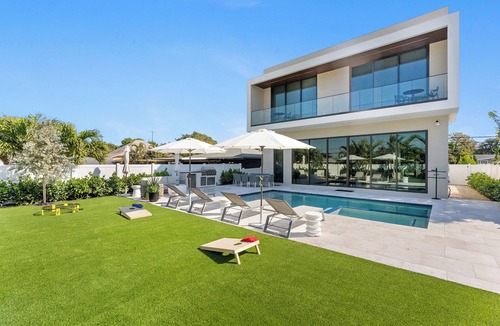 Delray Beach Villa | New Ultra Luxe Delray Beach, 5 min walk Atlantic