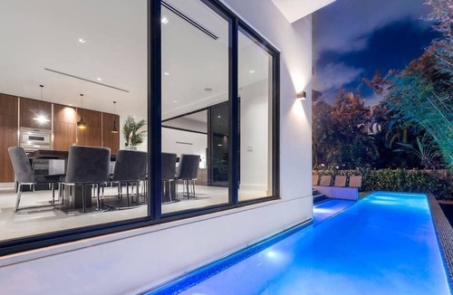 North Bay Village Villa | New Villa with Pool / GYM Sleeps 10. Must Be Seen!