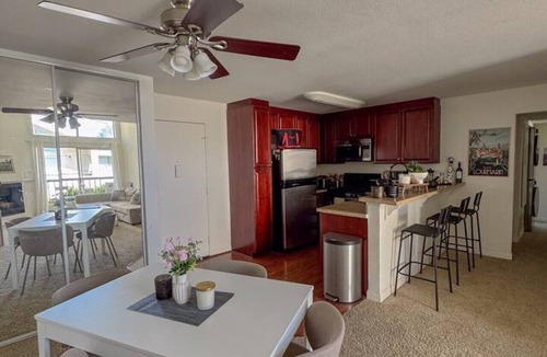 Warner Center Apartment | NEW! Warner Center Condo | Pool, Tennis & Balcony