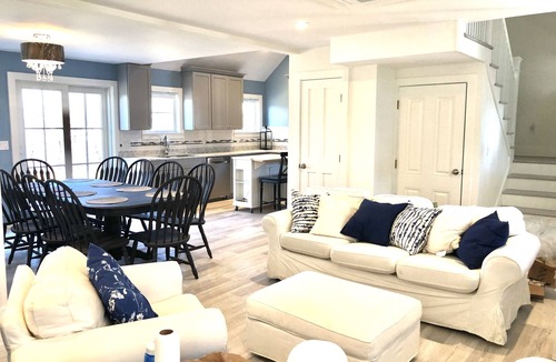 Oak Bluffs House | Newer Oak Bluffs Home 5 min. walk to Circuit Ave & 10 min walk to Inkwell Beach