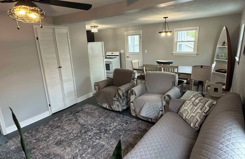 Fairport Harbor House | Newly Remodeled 2-Bedroom Unit in Fairport Harbor