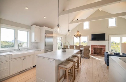 Tom Nevers House | Newly rennovated Tom Nevers home with distant ocean views!