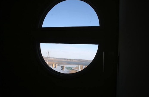 Fenwick Island Condo | Newly Renovated 3 BR 2 Bath Unit Walking Distance to the Beach
