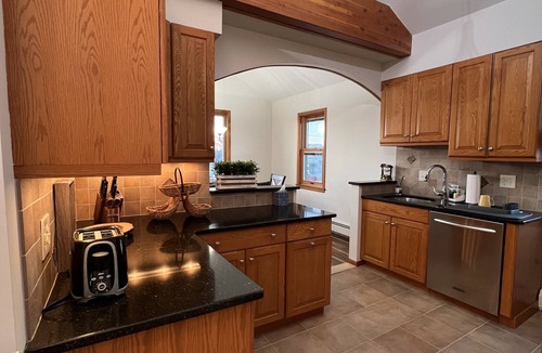 Ship Bottom Apartment | Newly Renovated 4BR 2BA Ocean Block Bay View Ship Bottom Home Central Location