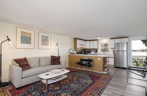 Oxford House | Newly Renovated Guest House located in Oxford MD