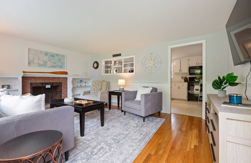 Hyannis House | Newly Renovated Hyannis Home w/Fire Pit & Yard