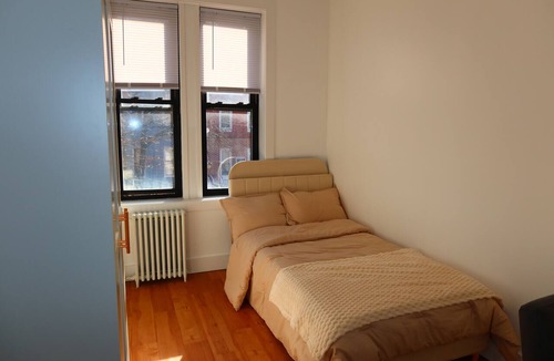 Greenwood Apartment | Newly Renovated Modern 2BR Apt in Prime Location