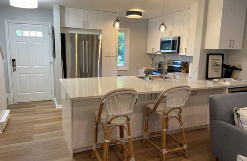 Brewster House | Newly Renovated Ocean Edge 2 Bedroom Condo in Fletcher Village