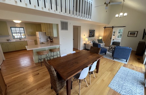 Montross House | Newly updated waterfront home in Montross!