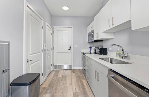 Everett Apartment | Nice 1BR Near Encore Boston hwdc