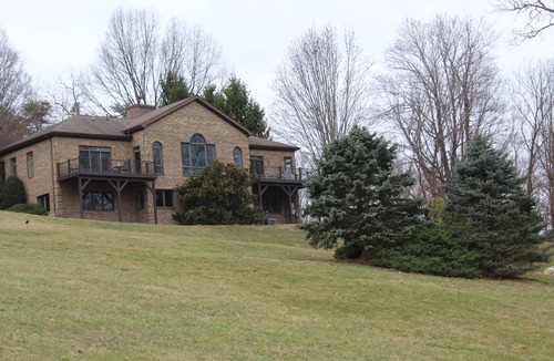 Grissom - Highland House | Nice spacious home close to Virginia Tech and downtown Blacksburg.