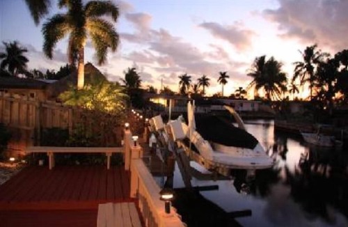 Coral Ridge Isles House | Nice Waterfont house, heated pool, deck, dock with ocean access, 3 Bed+3bath