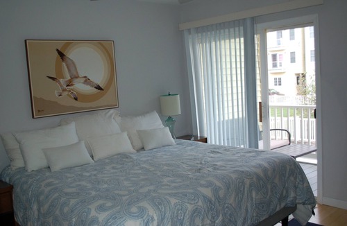 Bethany Beach Condo | North Bethany Beach Condo - 2 BR Ocean Block! Quiet Beaches!
