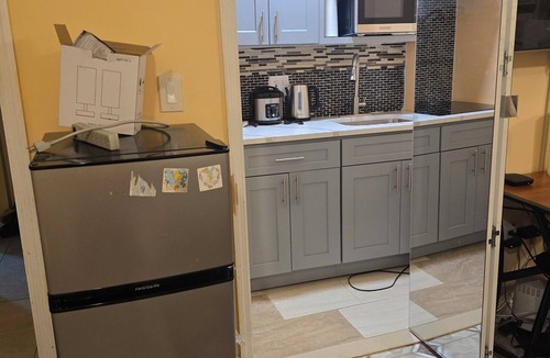 Williamsbridge Apartment | Nuria adventure studeo suited apartment