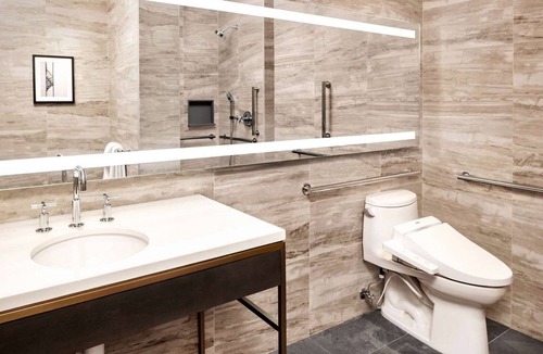 Midtown East Resort | NYC | 5th Ave Premier Studio | Walk to Central Park