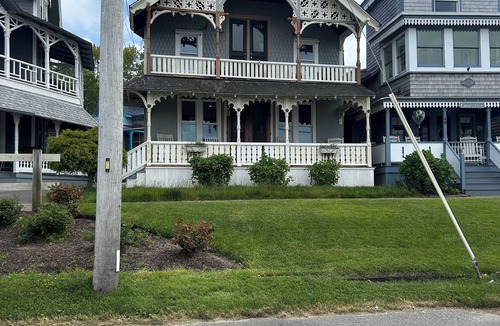 Edgartown Cottage | Oak Bluffs Harbor Gem
