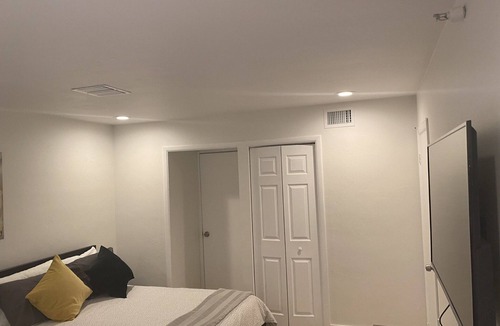 Royal Poinciana Hotel | Oasis at Hollywood - Sleeps 6- Unit 10