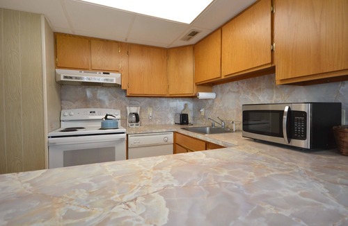 Midtown Ocean City Condo | Oasis North 2-N. Spacious, comfortable 2-bedroom, 2-bath oceanfront condo with 2 reserved parking spaces and fabulous views of the ocean, convenietly located midtown Ocean City (71st street), and just steps to the beach!