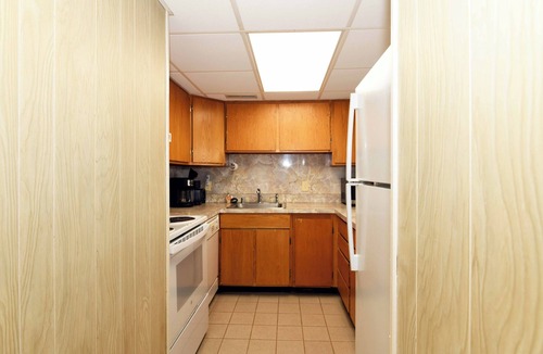 Midtown Ocean City Condo | Oasis North 2-N. Spacious, comfortable 2-bedroom, 2-bath oceanfront condo with 2 reserved parking spaces and fabulous views of the ocean, convenietly located midtown Ocean City (71st street), and just steps to the beach!
