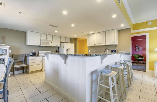 Midtown Ocean City Condo | Ocean Bliss 301 - Beautifully Updated - Only 1 Block from the Beach