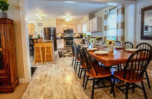 Dewey Beach House | Ocean block 5 BR home with fenced-in yard, steps to bch, Great for entertaining!