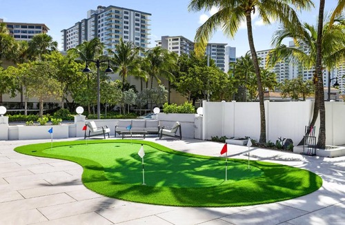 Bermuda Riviera Hotel | Ocean Blvd Double Suite with Kitchenette at The Botanica