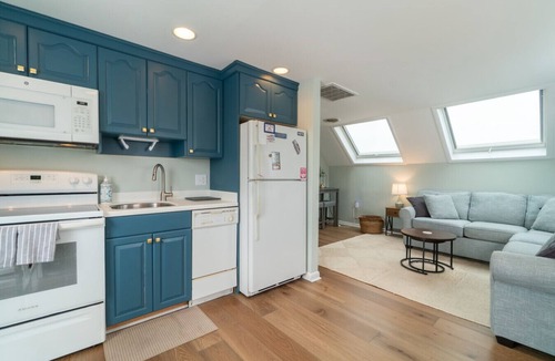 South End Condo | Ocean City 2BR Condo | Walk to Beach | Sleeps 6