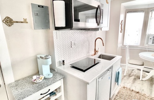 North End Condo | Ocean City, NJ - Feet to the Boardwalk, New Listing, Turnkey & Clean!