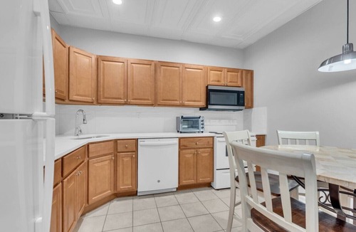 Mantoloking Condo | Ocean Club Getaway 2BR Parking WasherDryer