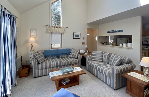 Brewster Condo | Ocean Edge Delight in Howland/Fletcher Village in Brewster near Cape Cod Bay.