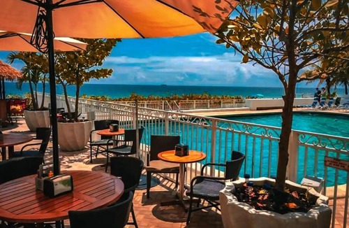 Bermuda Riviera Condo | Ocean Front Resort 7th Floor