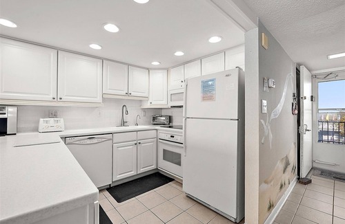 Ocean City Condo | Ocean Hideaway 209 2 BR 2 BA Ocean City, Maryland Boardwalk Oceanfront