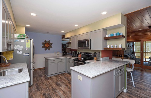Ocean Pines House | Ocean Pines 6BR Canal Front Home