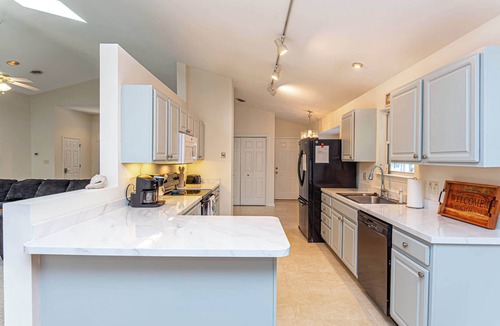 Ocean Pines House | Ocean Pines Resort Home with Porch