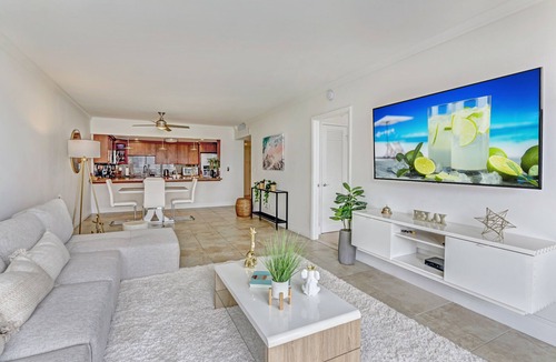 Sunny Isles Beach Apartment | OCEAN RESERVE LUXURIOUS CONDO 2MIN AWAY FROM BEACH