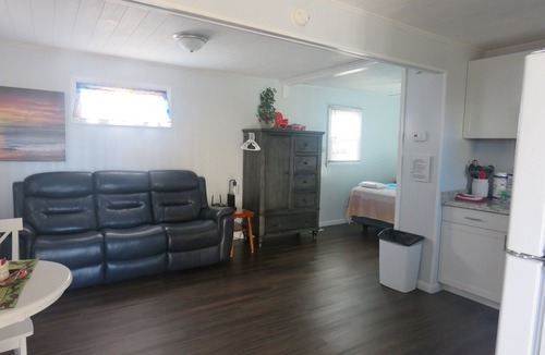 South Nags Head Cottage | Ocean side/romance/pet friendly/dishwasher/Nags Head