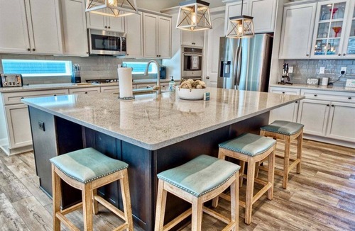 Frankford House | Ocean View * 5BR Luxury Beach Resort Home
